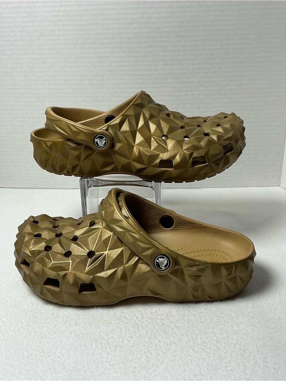 Crocs Classic Metallic Gold Geometric Clogs M6 W8